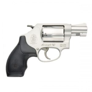 Revolver Smith & Wesson modelo 637, calibre .38SPL, capacidad 5Rd